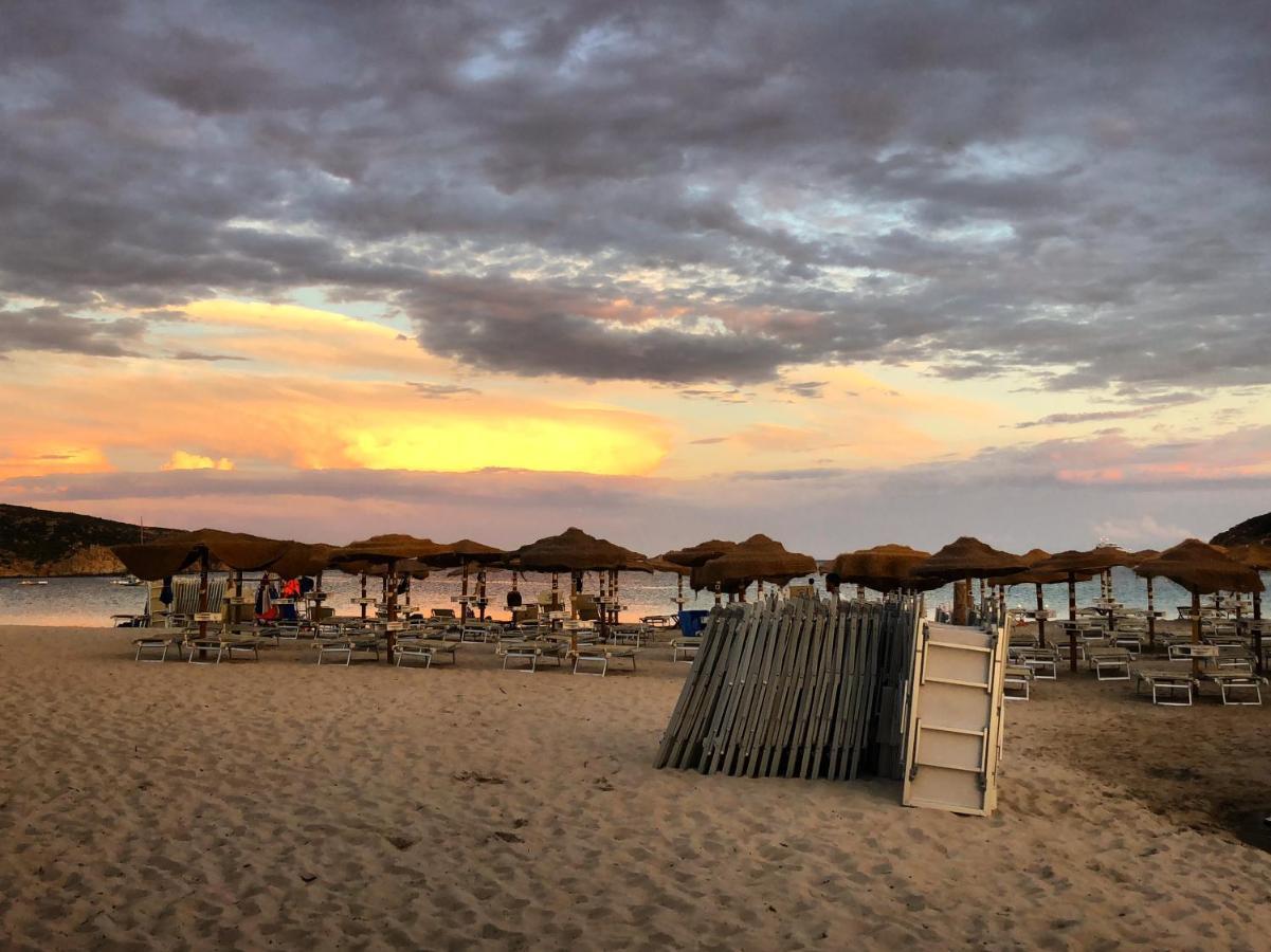 مبيت وإفطار تويلادا Agriturismo E Antica Fattoria Matteu المظهر الخارجي الصورة