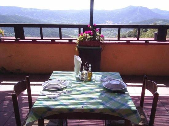 مبيت وإفطار تويلادا Agriturismo E Antica Fattoria Matteu المظهر الخارجي الصورة