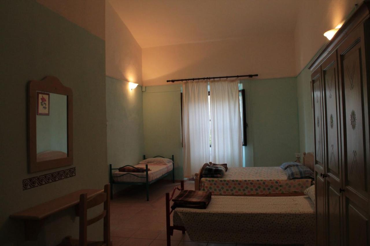 مبيت وإفطار تويلادا Agriturismo E Antica Fattoria Matteu المظهر الخارجي الصورة